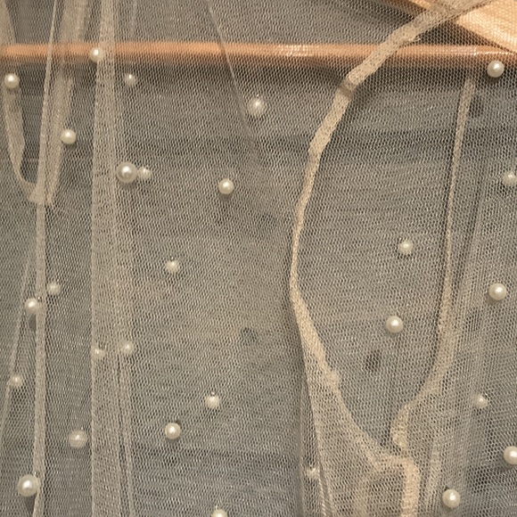 Orchre colored sheer top with pearls Small - Picture 2 of 6